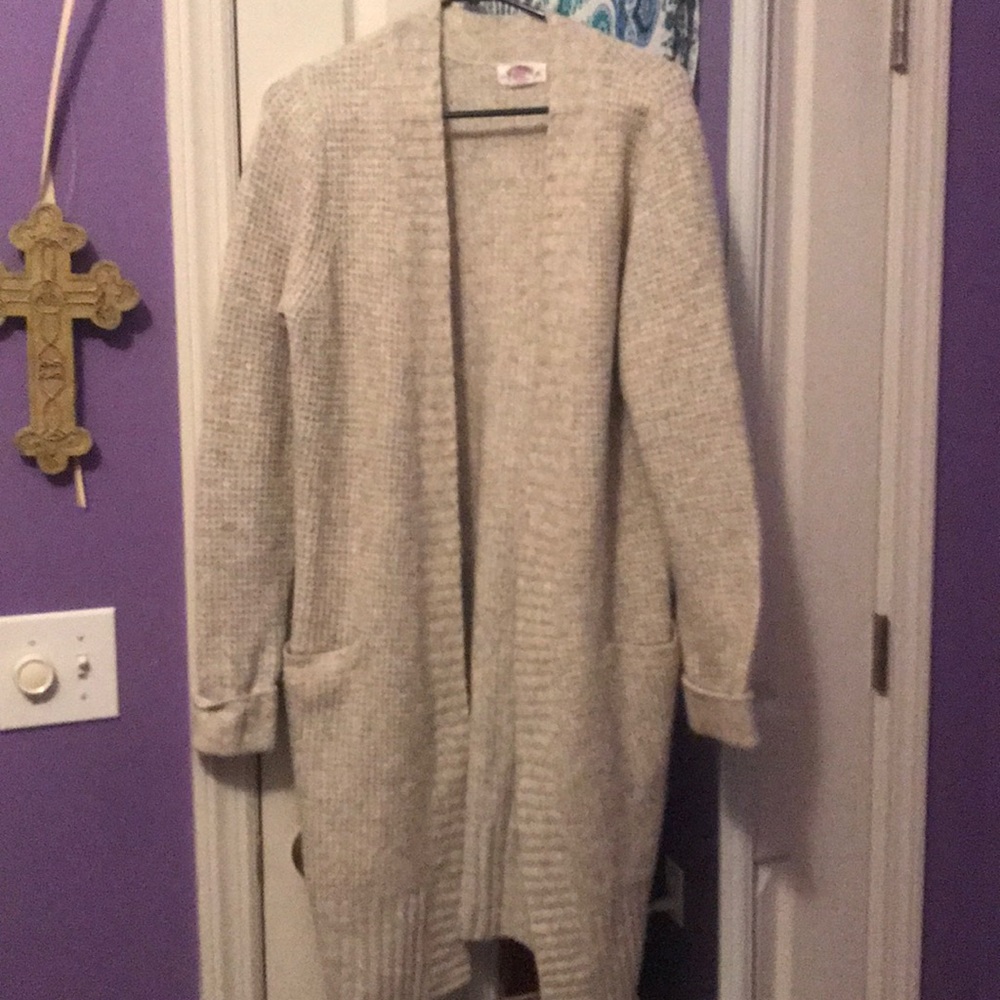 Sweater/cardigan